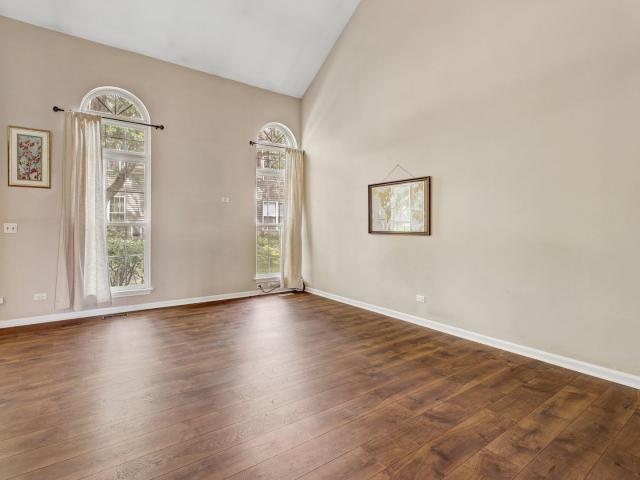 938 Little Falls Court