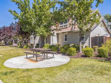 9390 Vintner Cir, Patterson, CA 95363 | MLS #225083