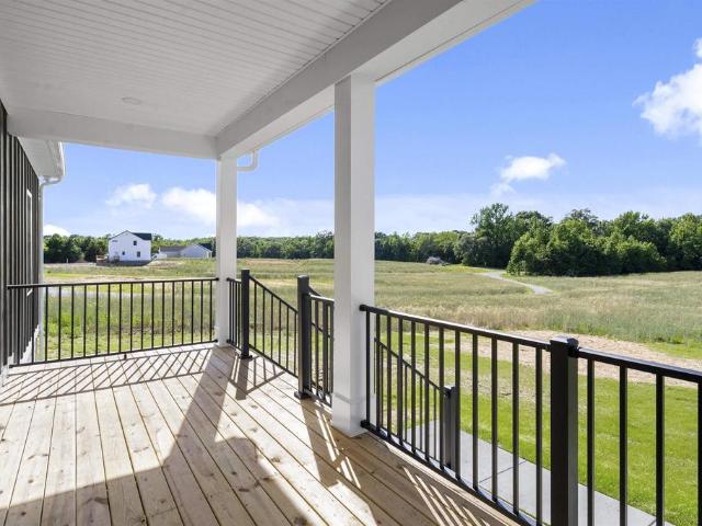 9392 Louisa Rd