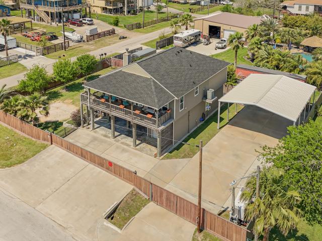 939 8th Street