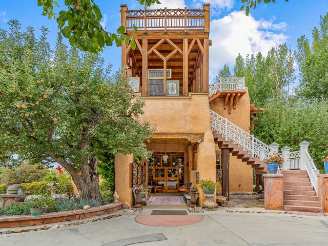 939 Kit Carson Road