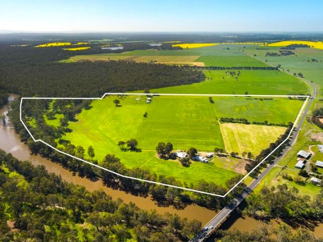 97.5 Acres of Riverside Country Freehold, Leased Land & Exceptional Water Security 45.8 Ac Titled | 51.7 Ac Lease | Nearly 1km Loddon River Frontage