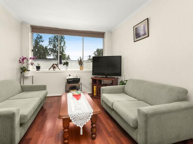 9/7 9 Waltham Street, Flemington VIC 3031