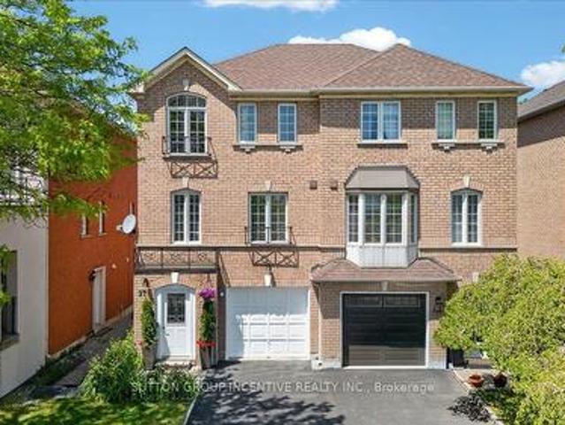 97 Yellowood Circle, Vaughan, ON, L4J 8M3 house for sale | Listing ID N13814 | Royal LePage