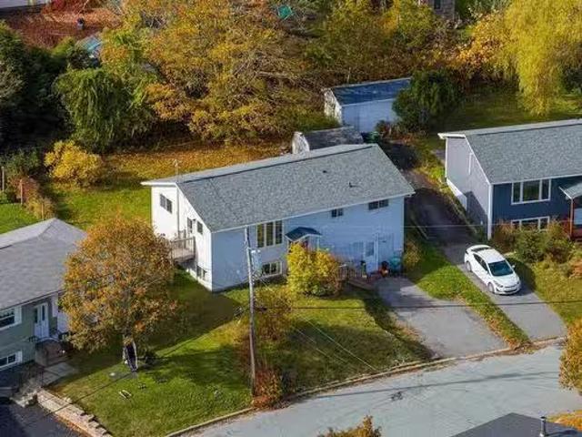 97 Amaranth Crescent, Halifax, NS, B2W 4C1 house for sale L.