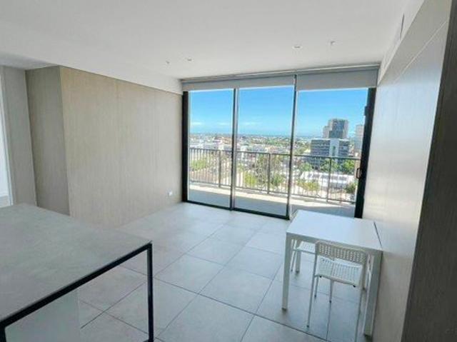 97 Apartment with 2 bedrooms 2 bathrooms 1 car park