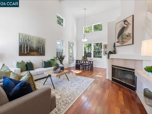97 Elmwood Dr
