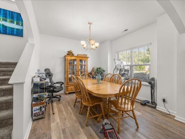 97 Iroquois Court