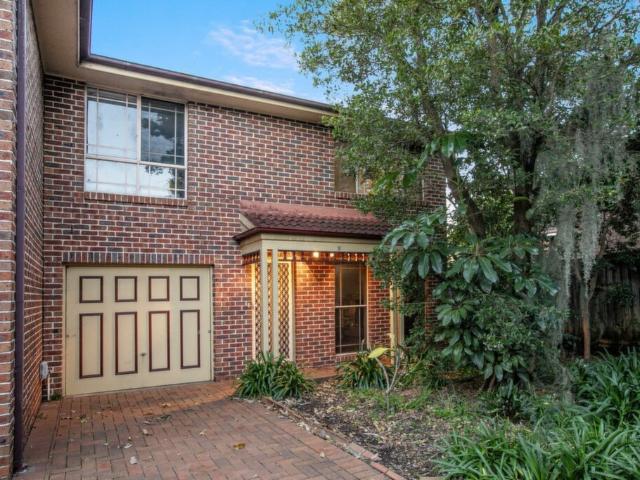 9/7 Kenworthy Street Dundas