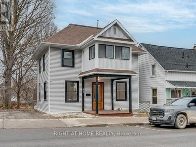 97 Madawaska Street, Arnprior, ON, K7S 1S2 house for lease | Listing ID X13499 | Royal LePage