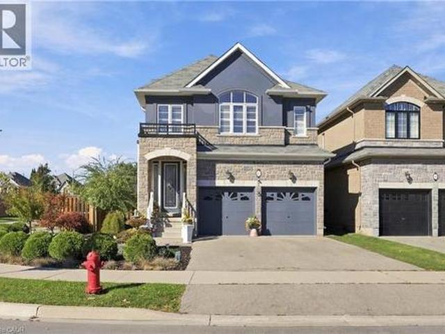97 Narbonne Crescent, Stoney Creek, ON, L8J 0J6 house for sale | Listing ID 40873 | Royal LePage