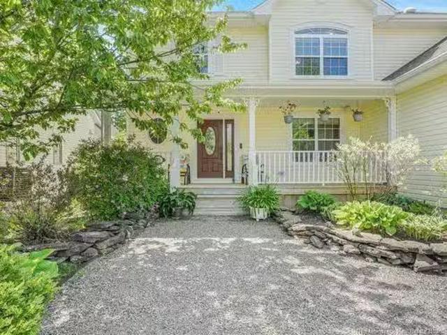 97 Riverfront Wy, Fredericton, NB, E3C 2R7 house for sale L.