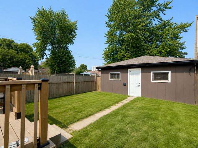 97 Steven Street apartment — Hamilton, ON 2 Bedroom 2 Bedroom