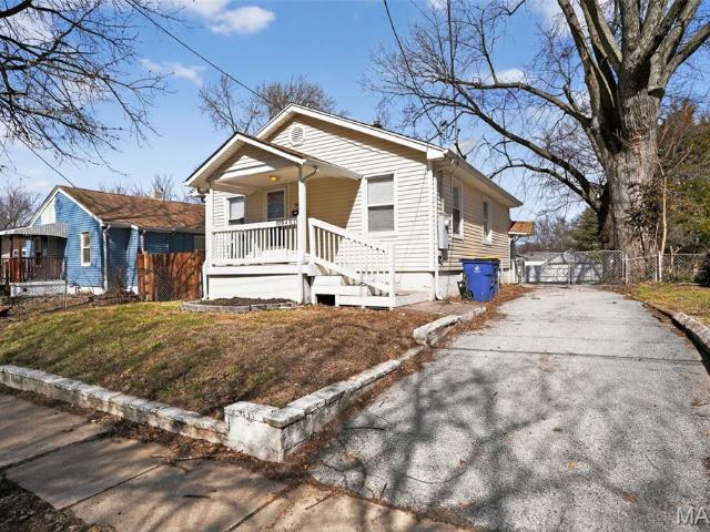 9407 Muriel Ave, St. Louis, MO 63114 | MLS #26012