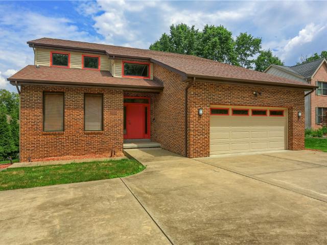 9409 Babcock Blvd