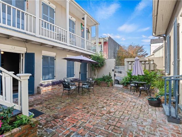 940 Orleans Avenue # 6