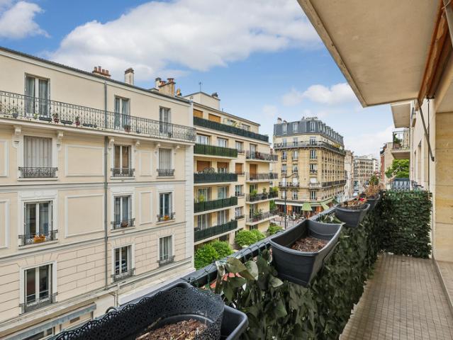 94160 Saint Mandé, à deux pas du Bois Beau 3 pièces avec balcon dans un immeuble récent de standing