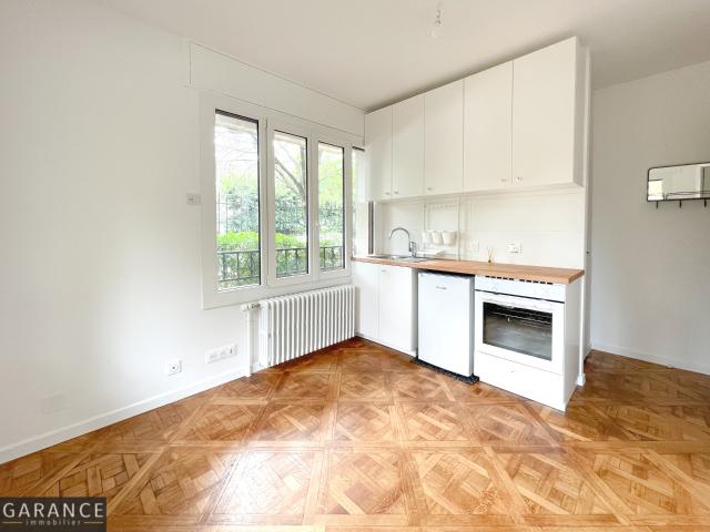 94160 Saint mande Appartement 1 pièce studio 13.66m²