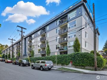 9416 1st Ave NE, Unit 305, Seattle, WA 98115 | MLS #2482