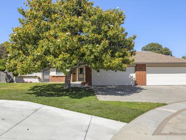 9417 9 Petit Court