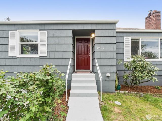 9417 44th Place NE