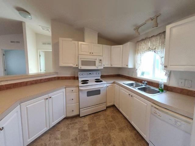 94120 strahan st # 24