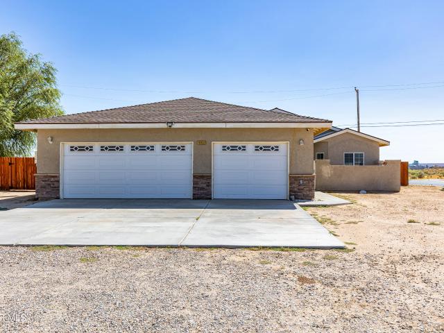 9412 Oleander Avenue
