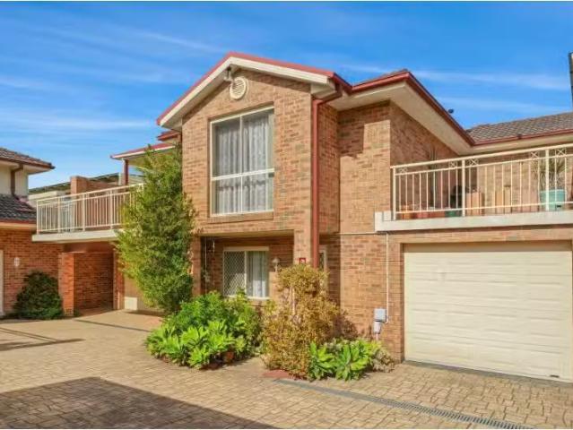 9/41 Brougham Street, East Gosford Townhouse for rent Listed.
