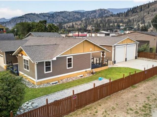 941 Willow Street, Okanagan Falls, BC, V0H 1R0 house for sale | Listing ID 10399 | Royal LePage
