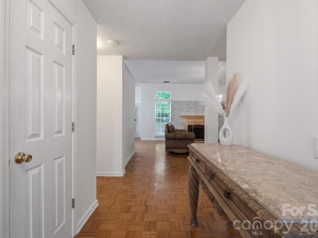 9426 Cantle Drive