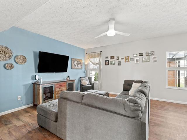 9427 Morris Drive