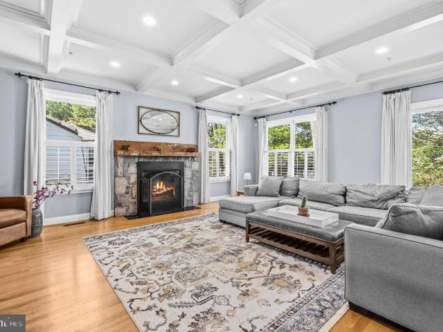 9421 Holland Ave, Bethesda, MD 20814 | MLS #MDMC2243