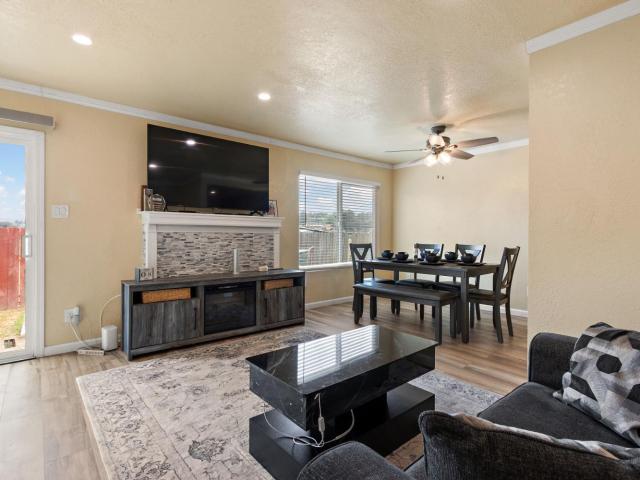 942 5th St, Vallejo, CA 94590 | MLS #326027