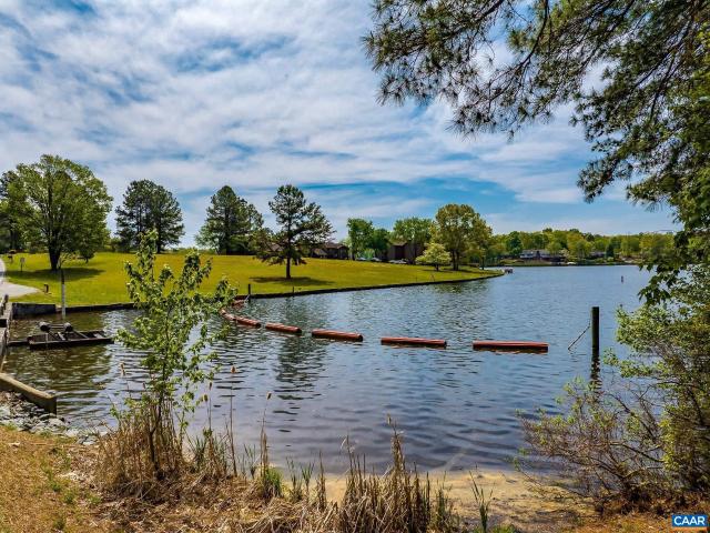 942 Jefferson Dr, Palmyra, VA 22963 | MLS #678136