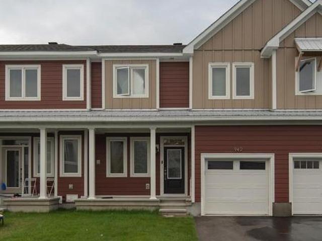942 Seagrave Lane, Ottawa, ON, K0A 2Z0 house for sale | Listing ID X13737 | Royal LePage