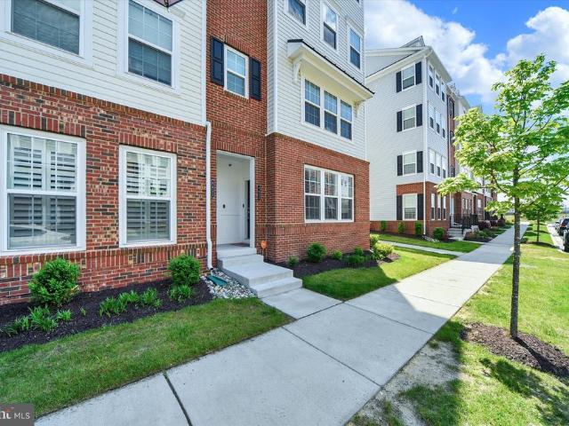 9435 James Macgowan Lane # 439