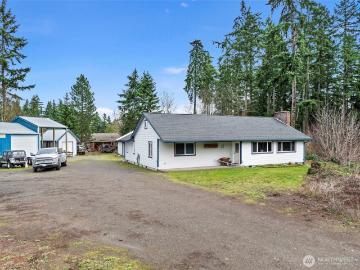 9431 Pipeline Rd E, Puyallup, WA 98371 | MLS #2470