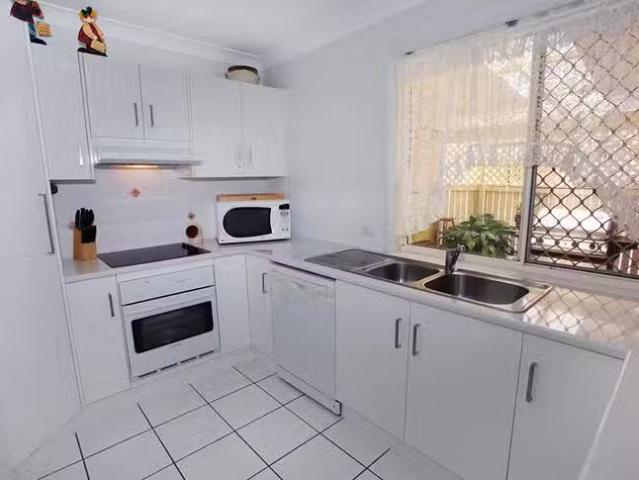 9/43 Dalton Drive, Maroochydore, QLD 4558