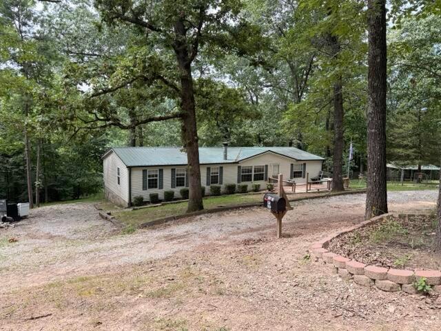 943 Hickory Lane