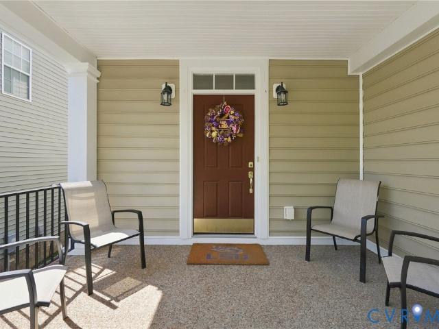 9445 Rutlandshire Drive