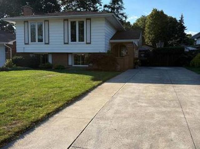 9440 Chestnut Drive, Windsor, ON, N8R 1G8 house for sale | Listing ID X13653 | Royal LePage