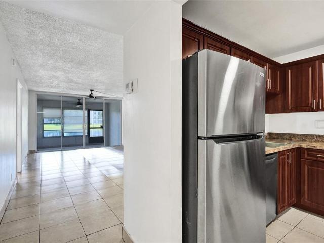 9440 Poinciana Pl, Unit 101, Davie, FL 33324 | MLS #F10545