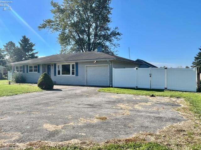 944 E Township Road 122