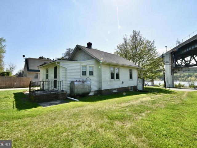 944 Frenchtown Road