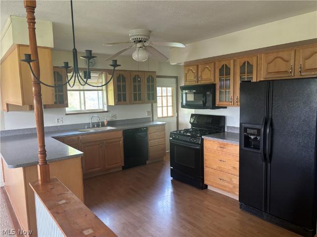 944 Hickman Road