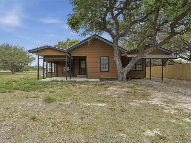 944 S Lamont St, Aransas Pass, TX 78336 | MLS #474806