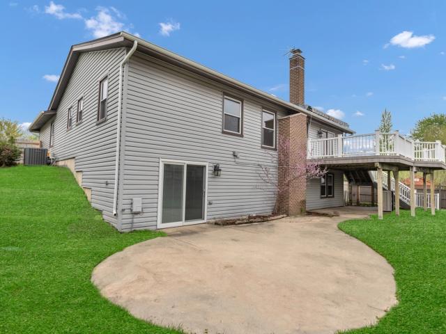 944 Richmond Court