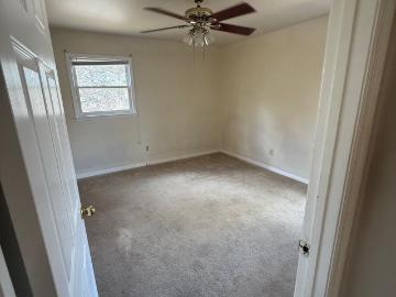 944 Ridgewood Circle