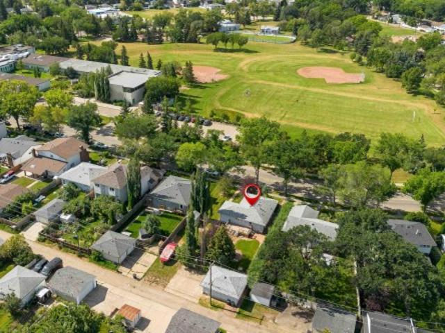 9457 79 Street Nw, Edmonton, AB, T6C 2R8 house for sale | Listing ID E4507 | Royal LePage