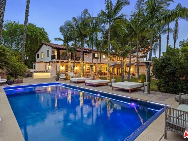 9451 Sunset Blvd, Beverly Hills, US, CA